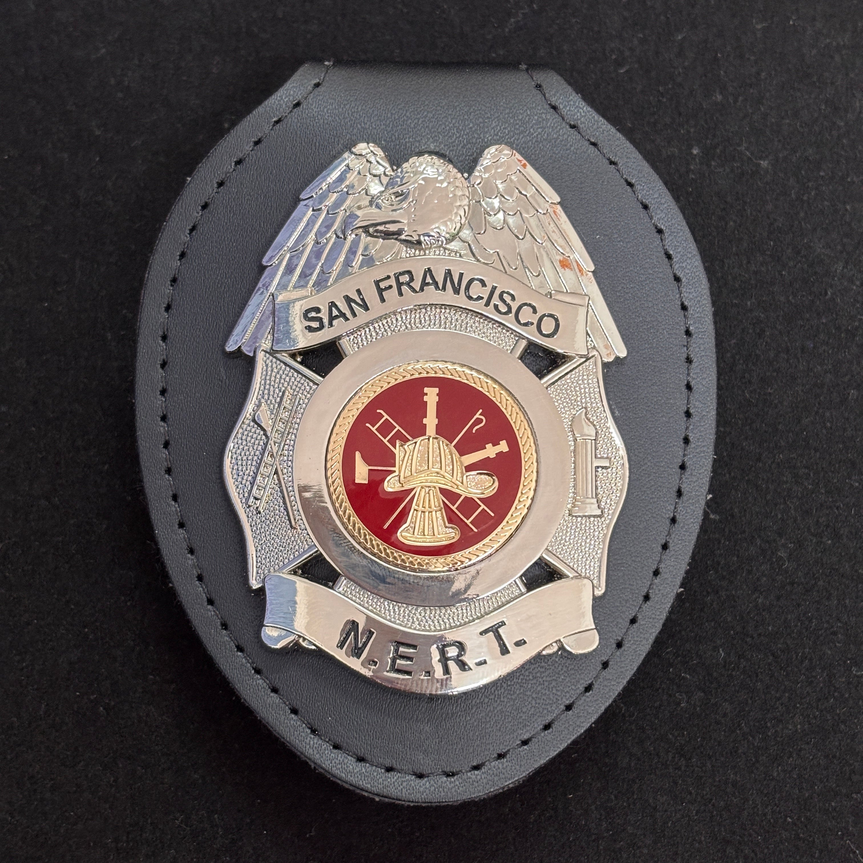 Customizable Badge MA28