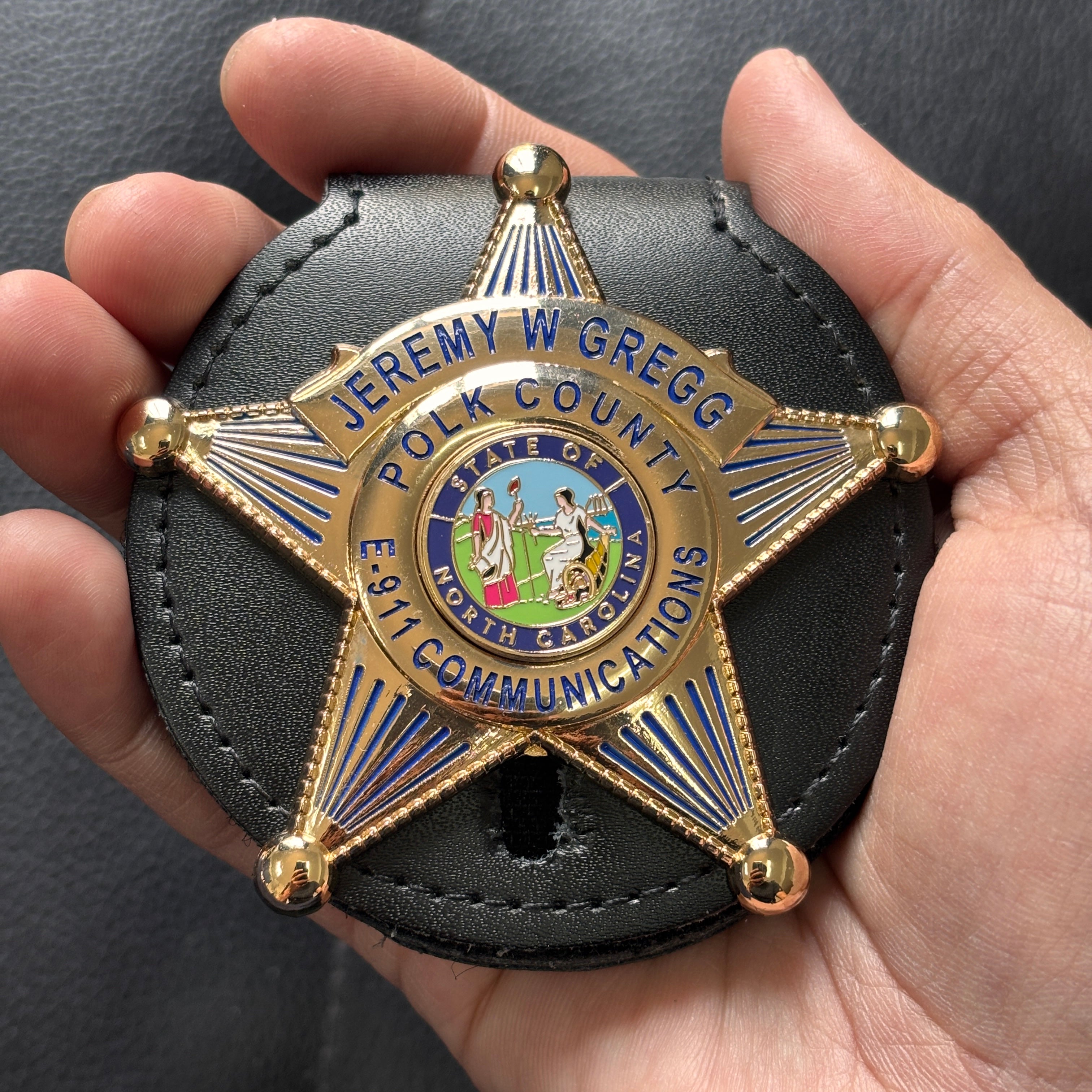 Customizable Badge MA31