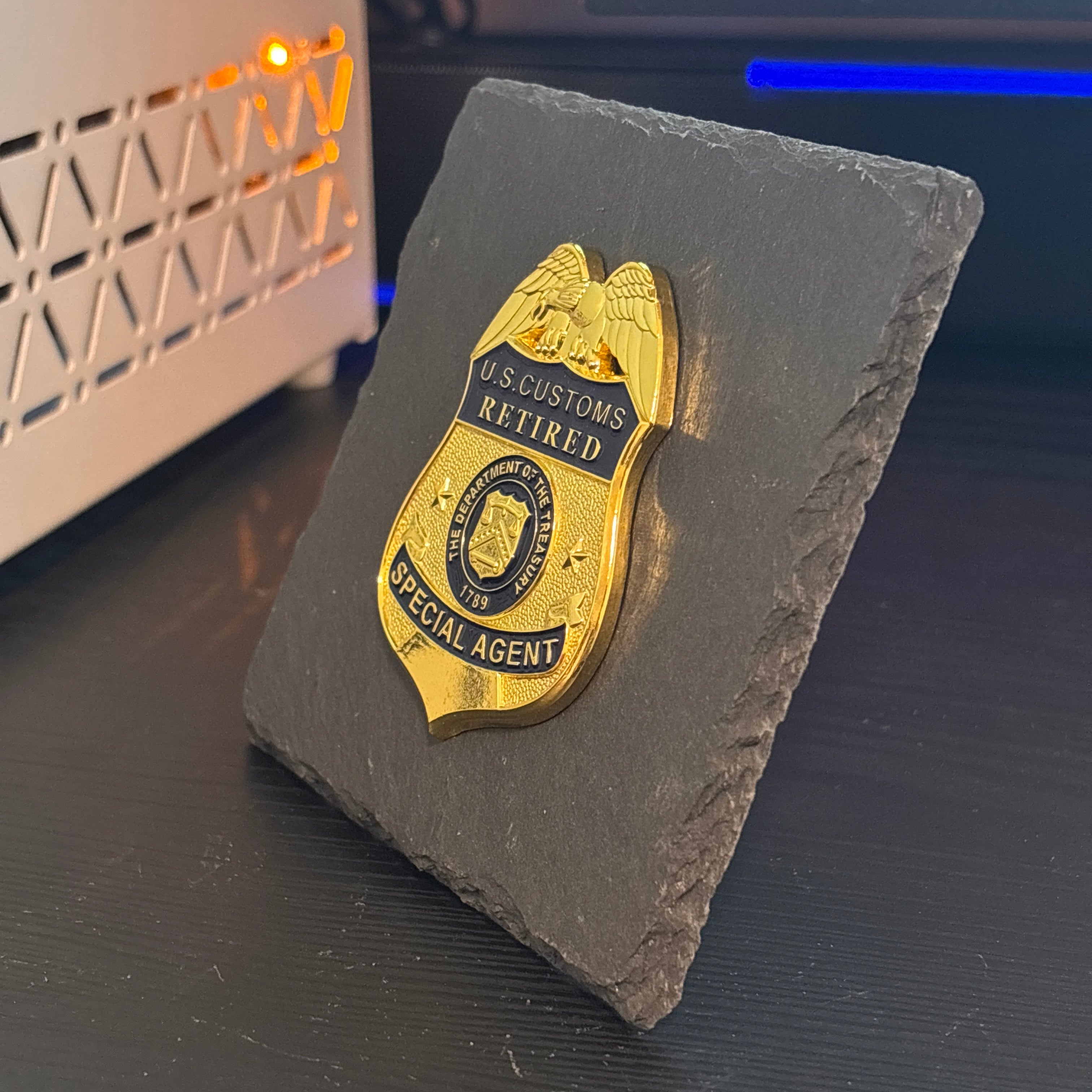 Us Customs retired badge Desk Decor,Law Enforcement Award & Recognition Collectible gifts retirement memorial