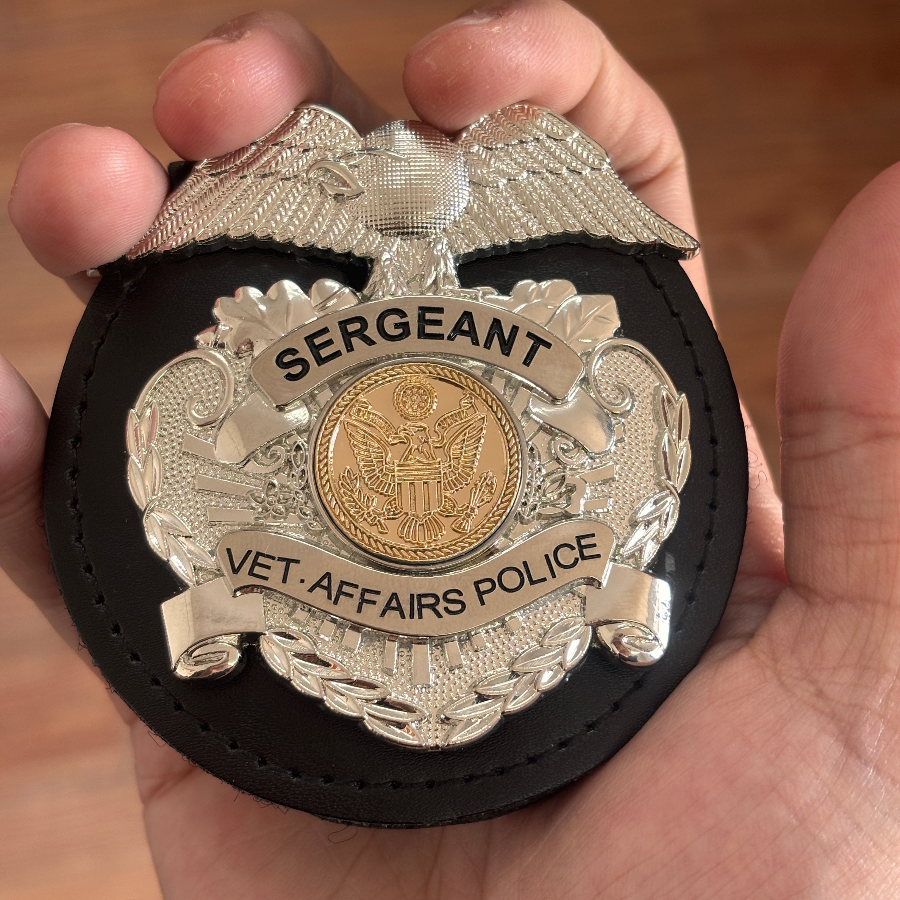 Customizable Badge MA22