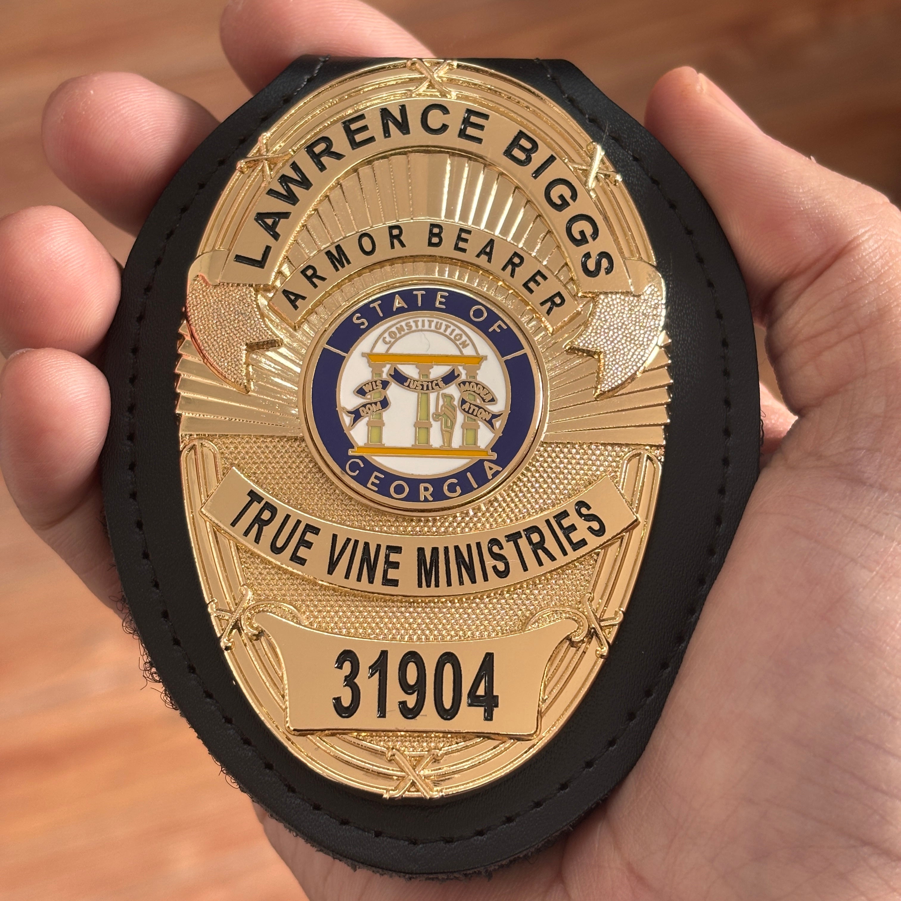 Customizable Badge MA18