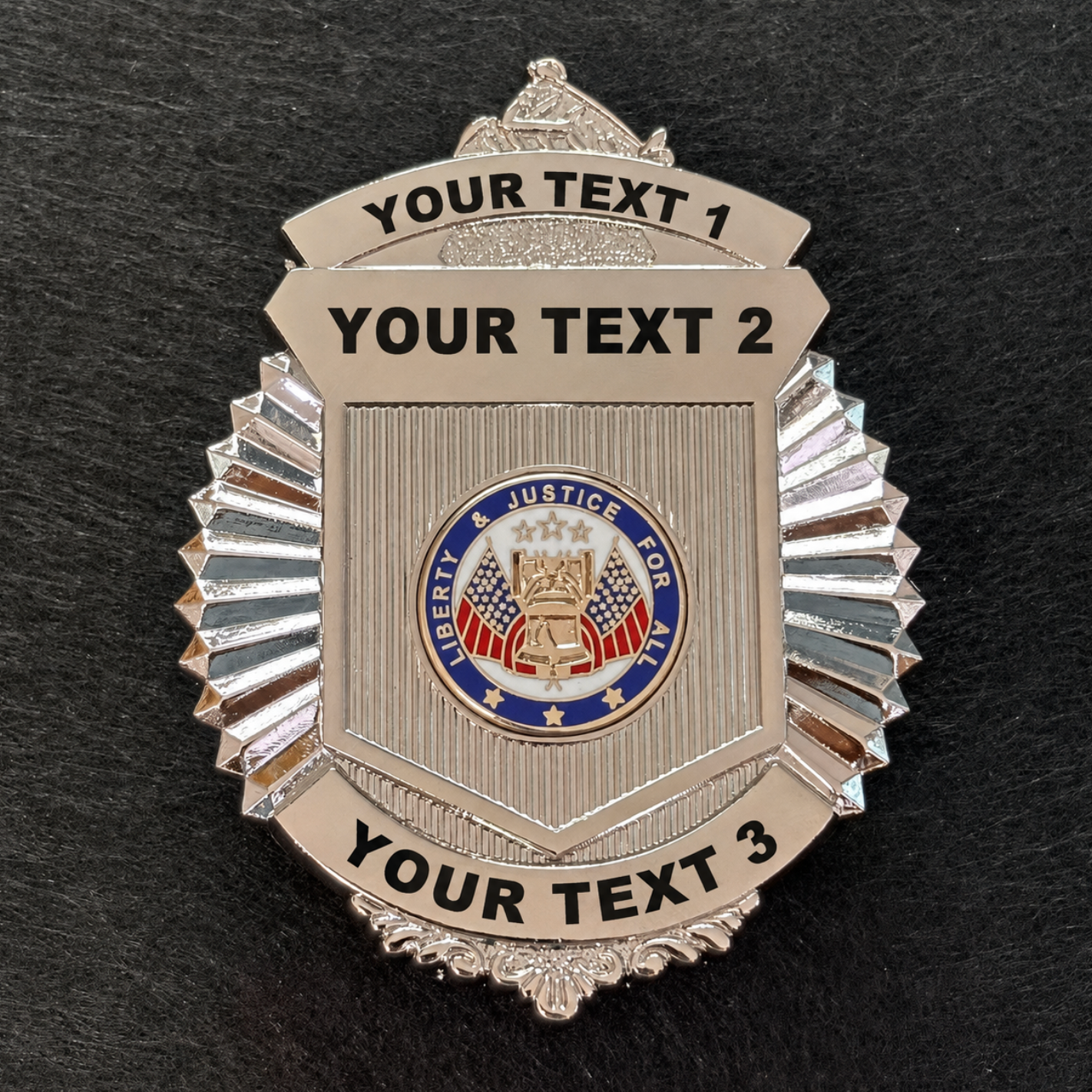 Customizable Badge MA47