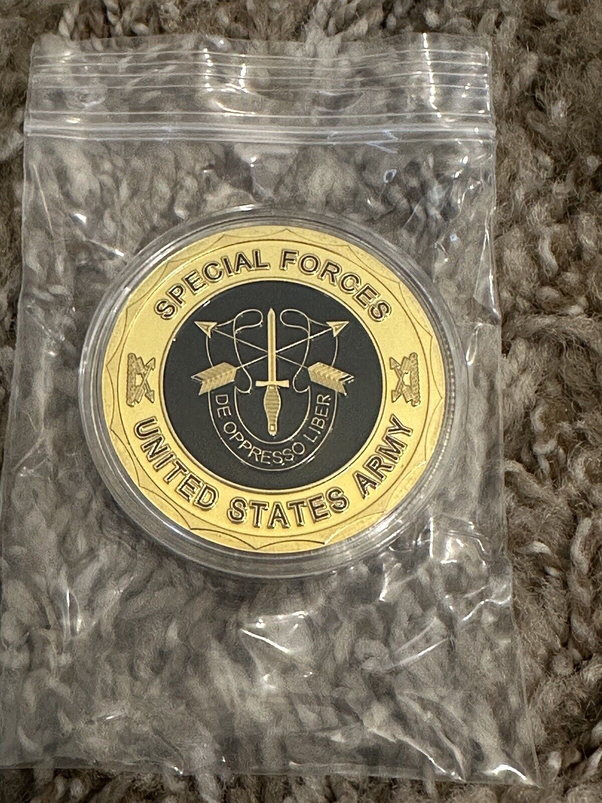 US Army Group Special Forces Motivated Green Berret Challenge Gold Coin